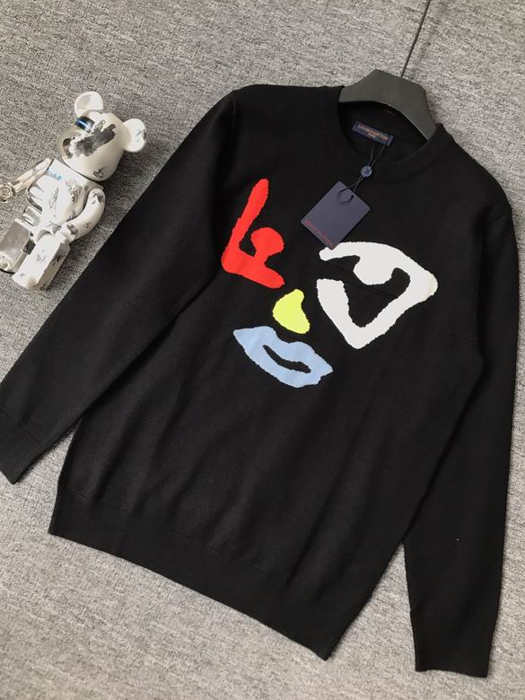 LV Sweater-076